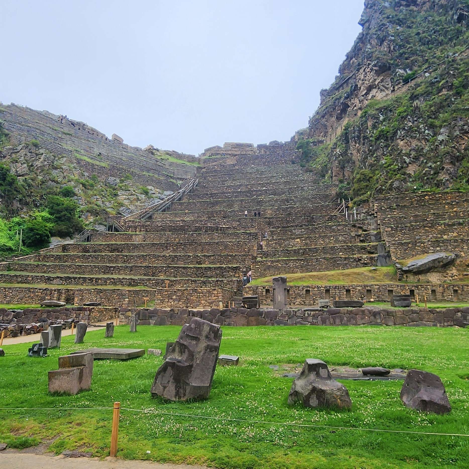 Ollantaytambo citadel square