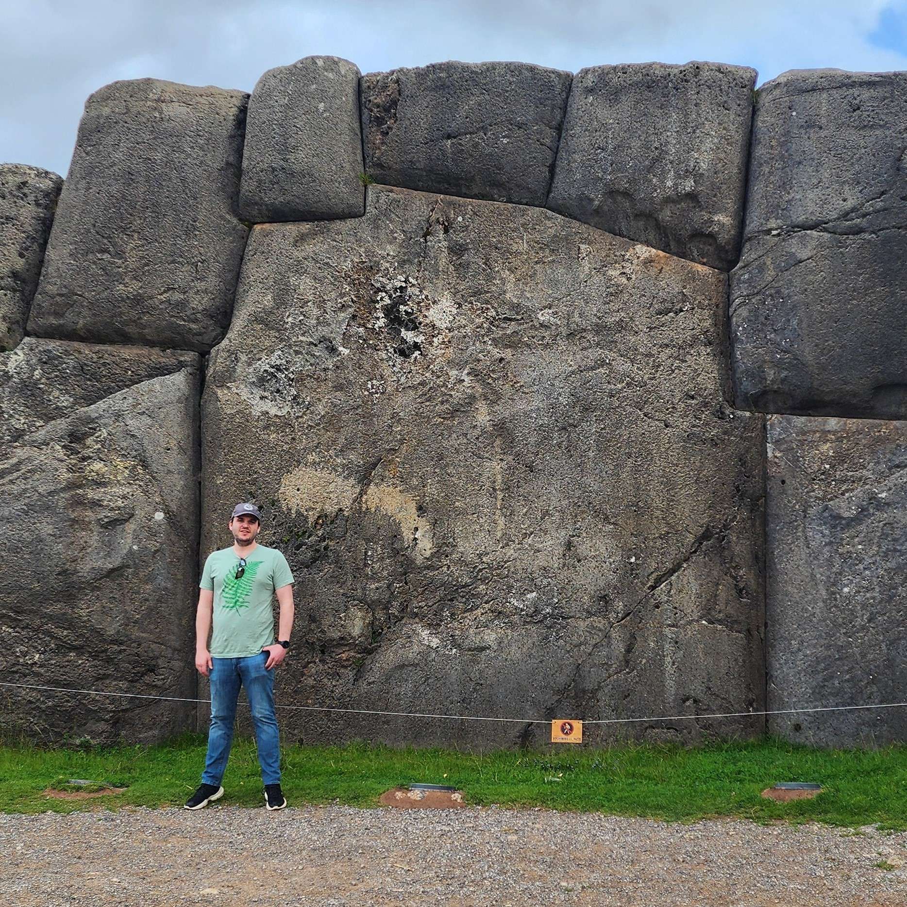 Sacsayhuaman big rock square