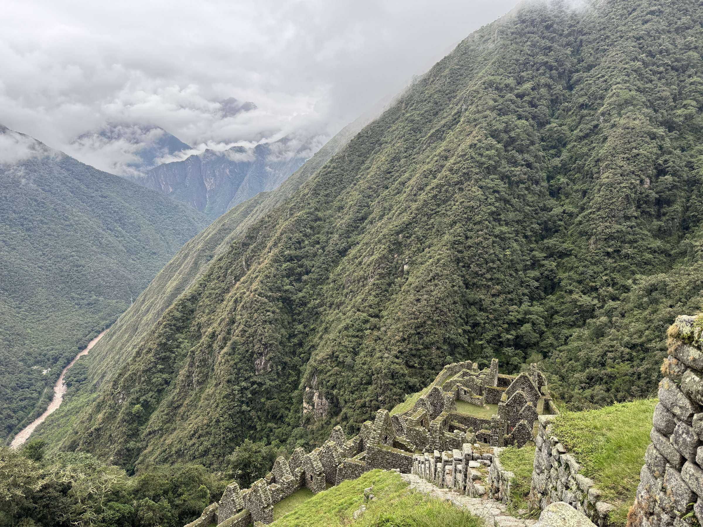 Inca Trail short luxury trek scenery