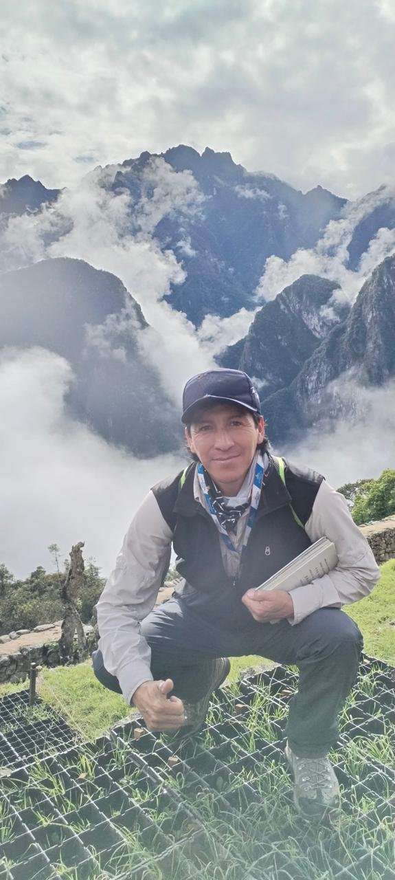 Fredi Farfán Flores - Adventure Tourism Specialist and Senior Tour Guide, wonders of peru team